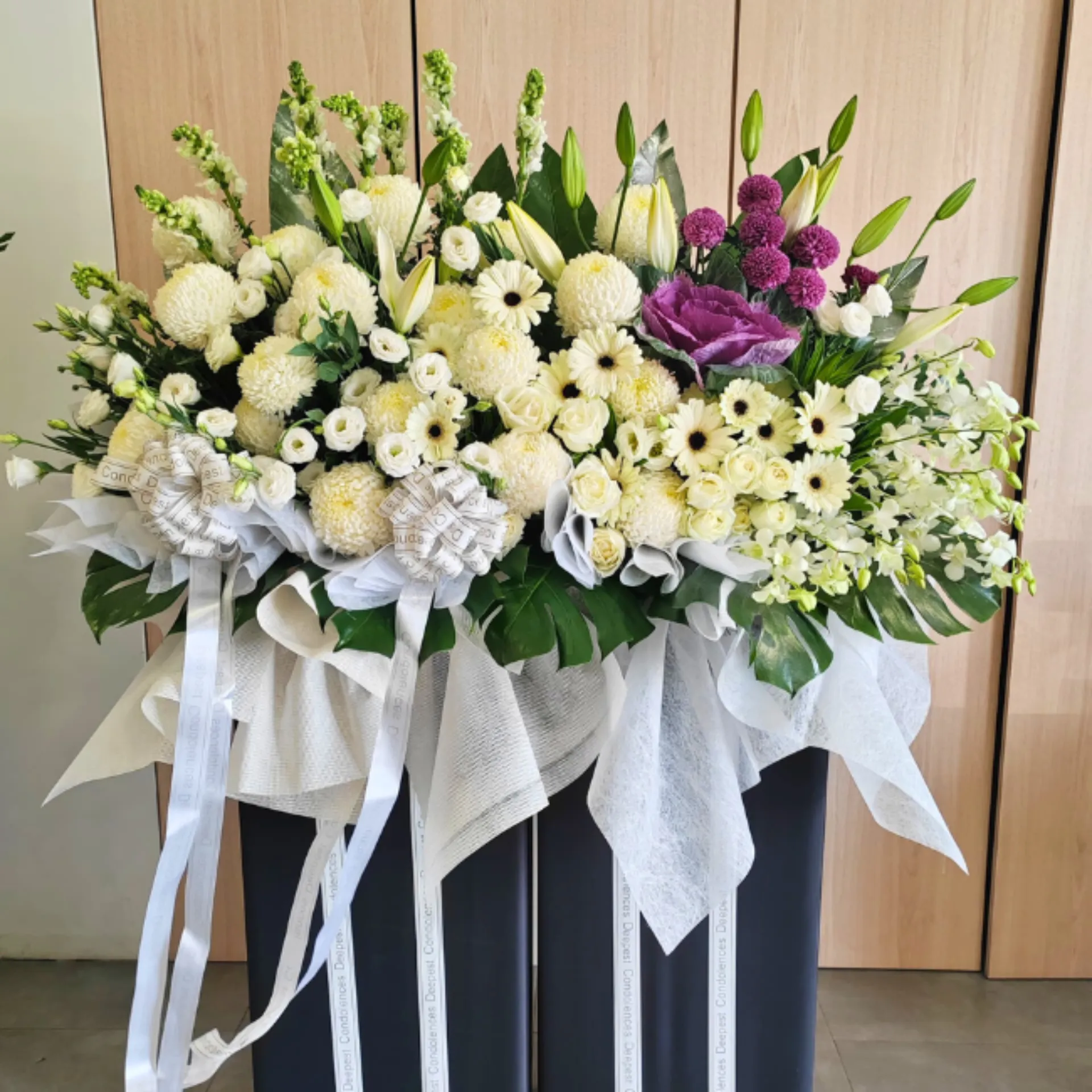 Peace Remembrance Stand